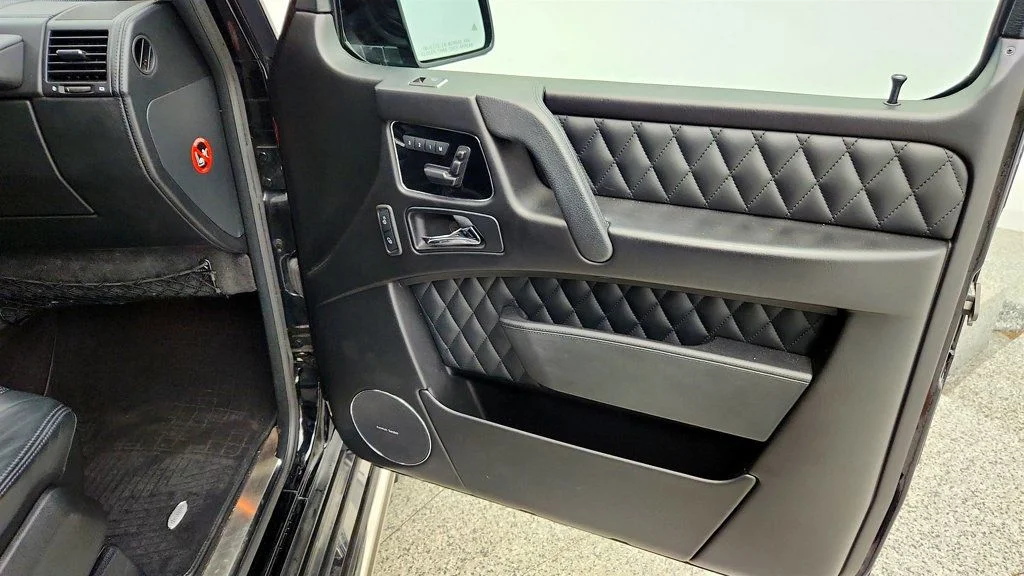 Used 2016 Black Mercedes-Benz 4MATIC 4dr AMG® G 63 w/ designo Exclusive Leather Pkg image 27