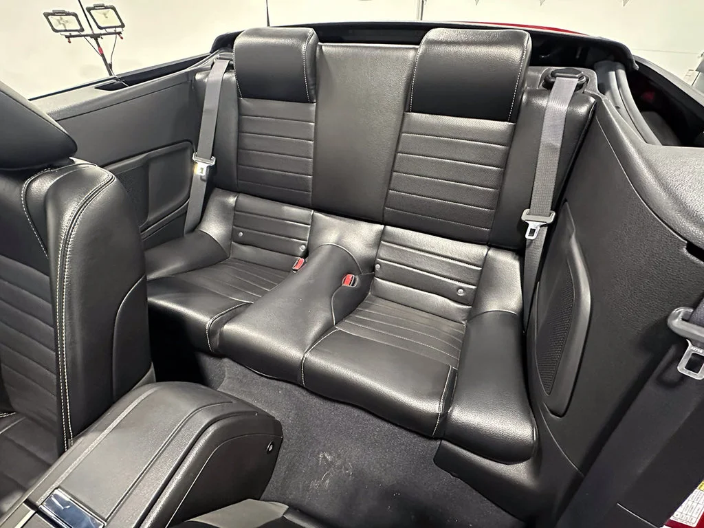 Used 2010 Red Ford V6 image 71