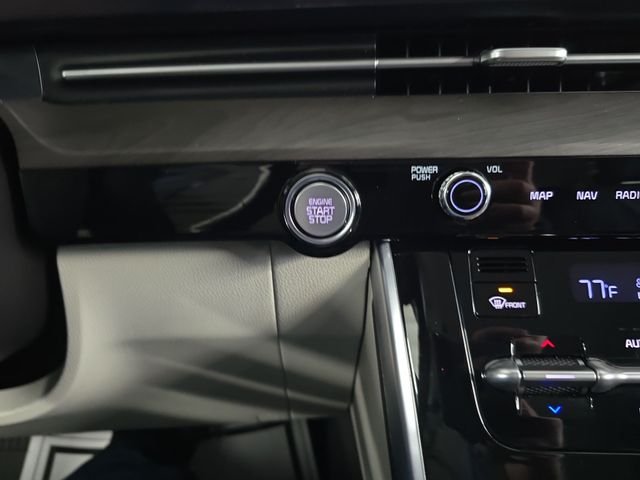 Used 2023 Gray Kia SX image 22