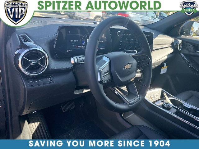 New 2027 Mosaic Black Metallic Chevrolet LT image 17