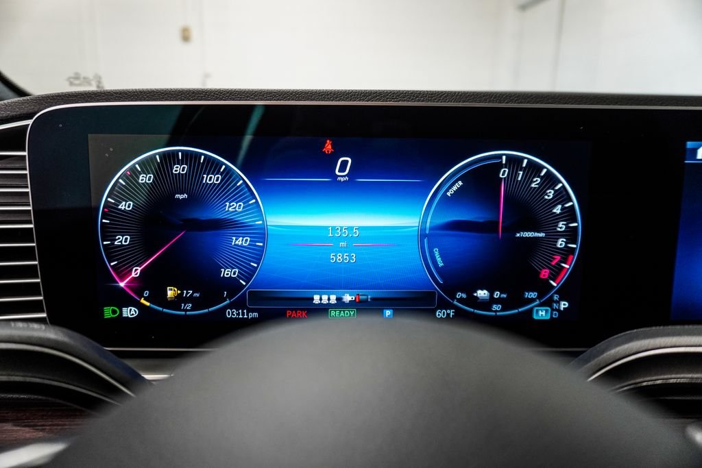 Used 2025 Black Mercedes-Benz GLE 450e image 32