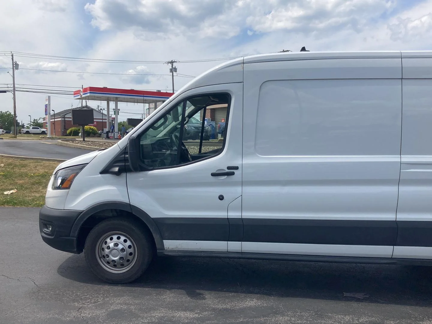 Used 2024 Oxford White Ford 350 image 4