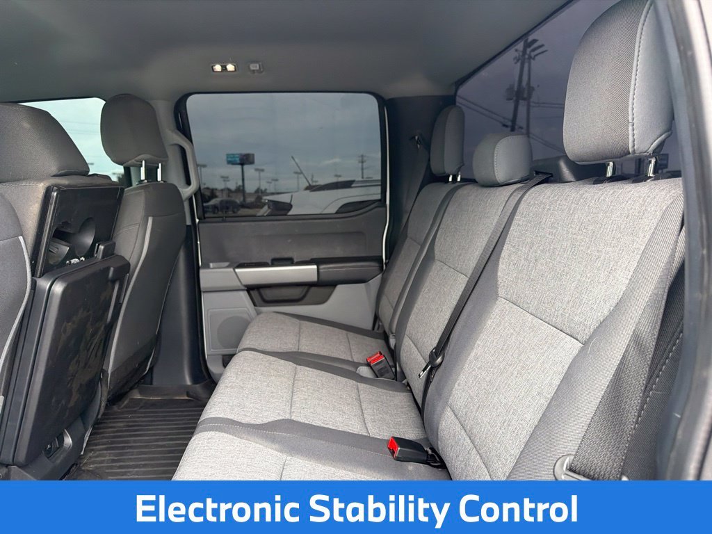 Used 2025 White Ford XL image 19