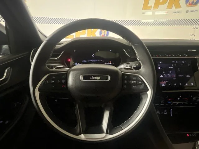 Used 2024 Bright White Clearcoat Jeep Altitude X image 15