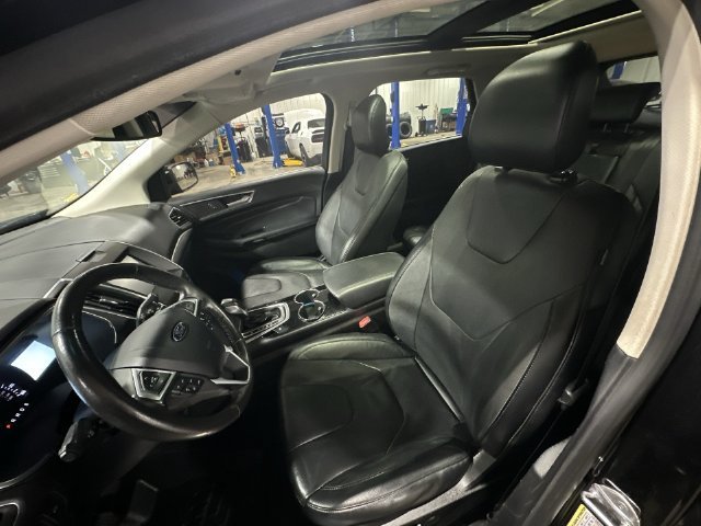 Used 2015 Tuxedo Black Metallic Ford Titanium image 17