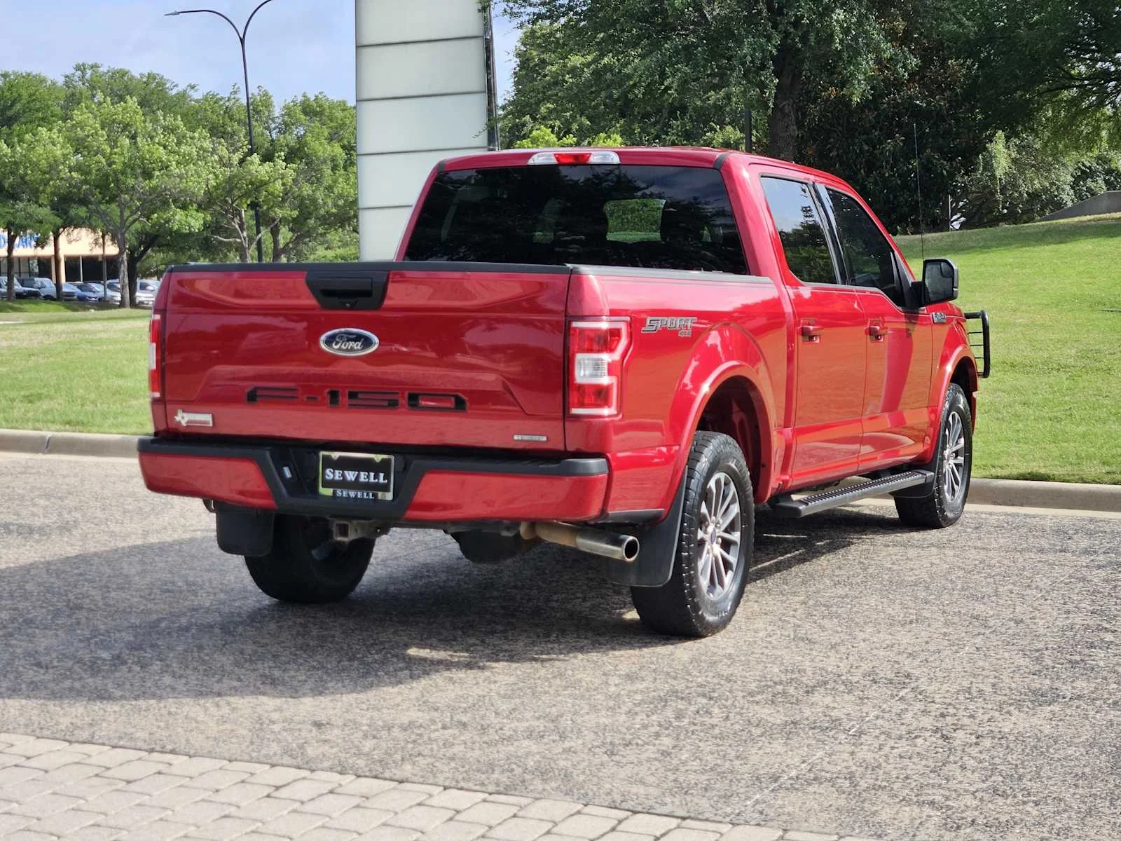 Used 2020 Rapid Red Metallic Tinted Clearcoat Ford XLT image 4