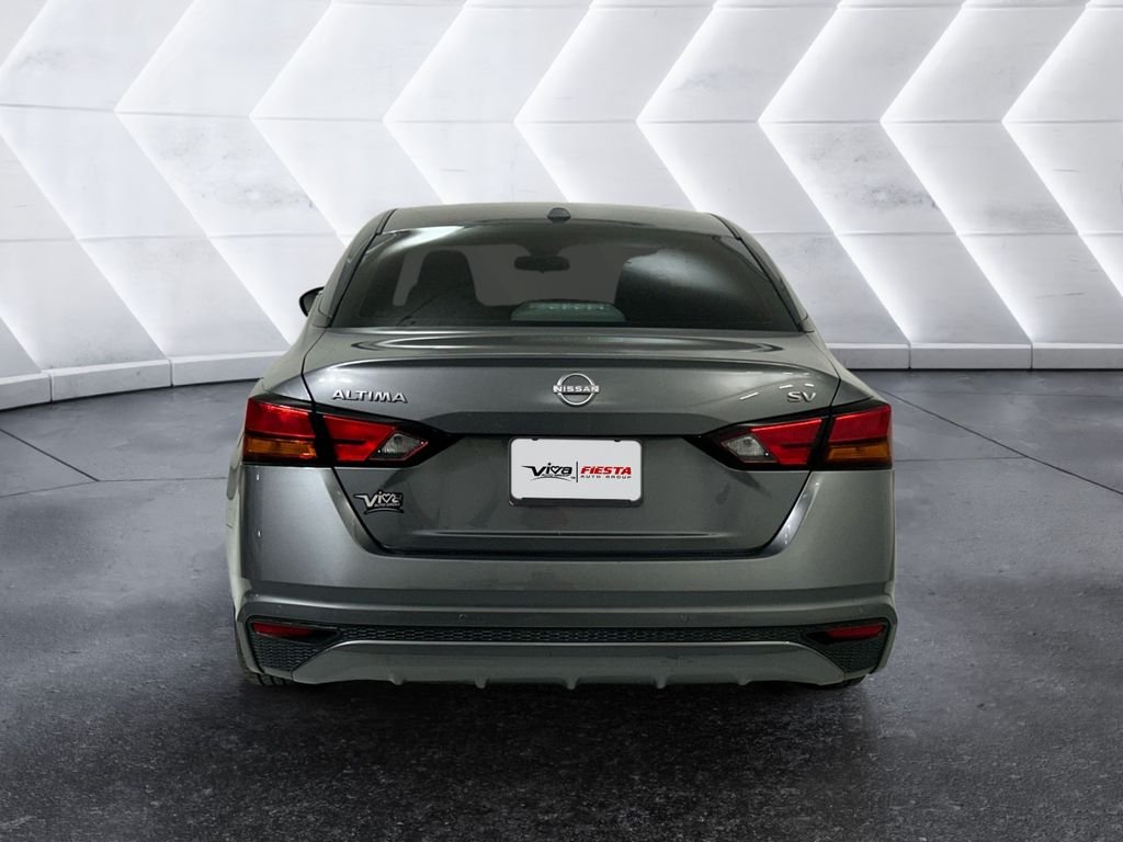 Used 2024 Gray Nissan 2.5 SV image 5