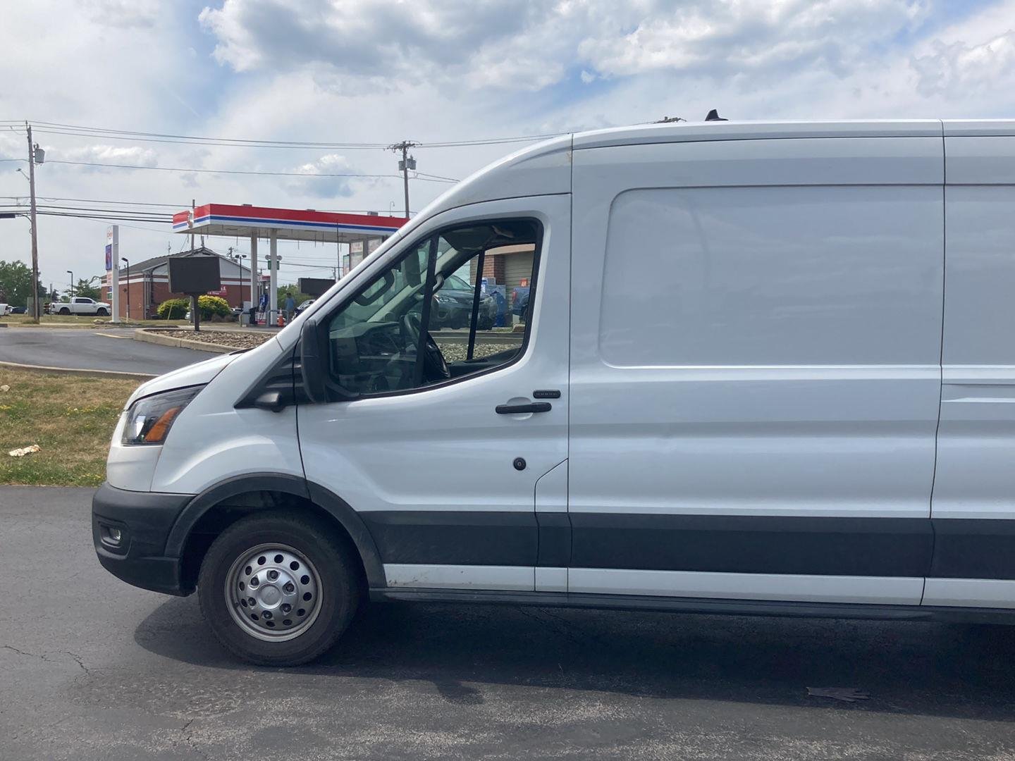 Used 2024 Oxford White Ford 350 image 4