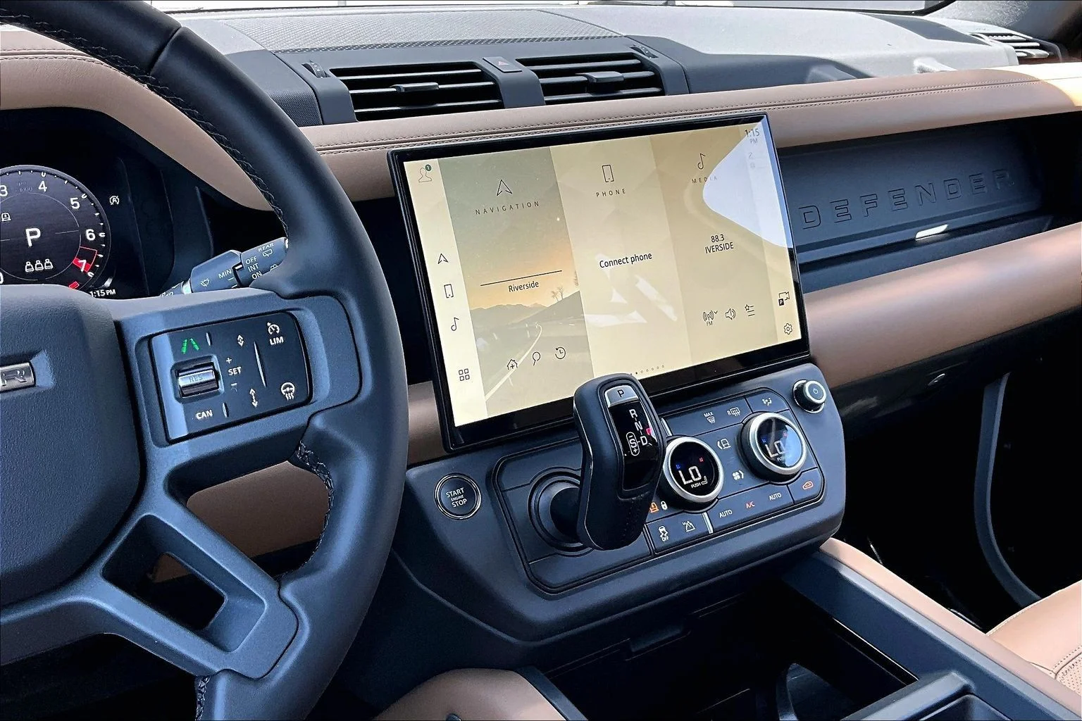 New 2026 Fuji White Land Rover S image 7