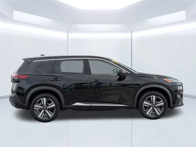Used 2023 Black Nissan SL image 7