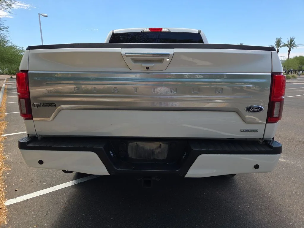 Used 2018 White Ford Platinum image 27
