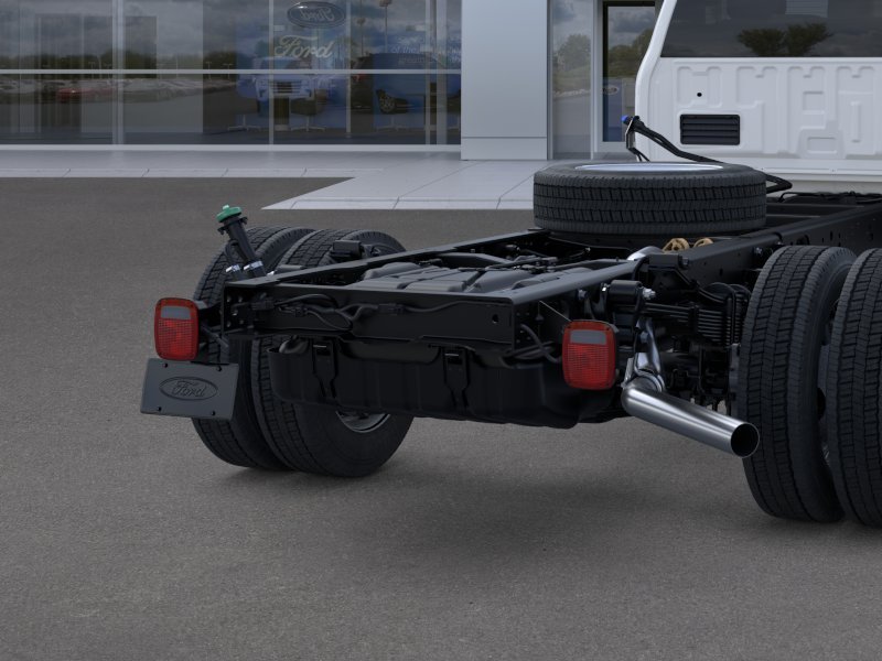 New 2025 Oxford White Ford XL image 46