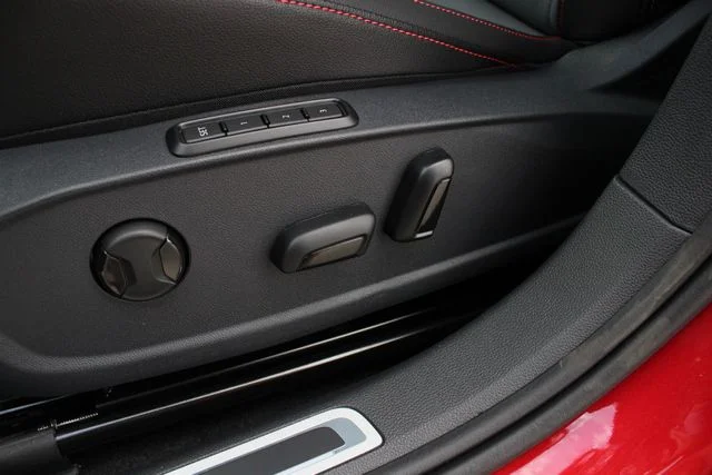 New 2026 Red Volkswagen 2.0T Autobahn image 3