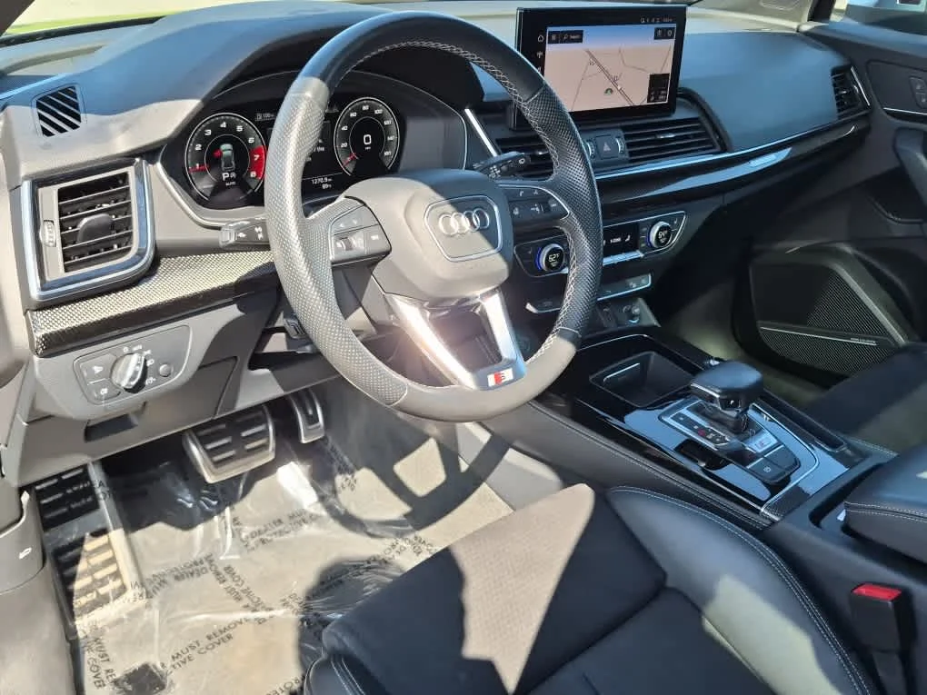 Used 2022 Mythos Black Metallic Audi Premium Plus image 11