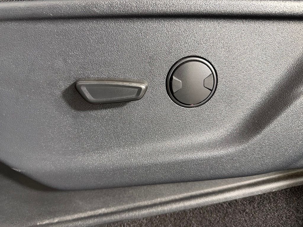 Certified Used 2025 Black Ford XLT image 22