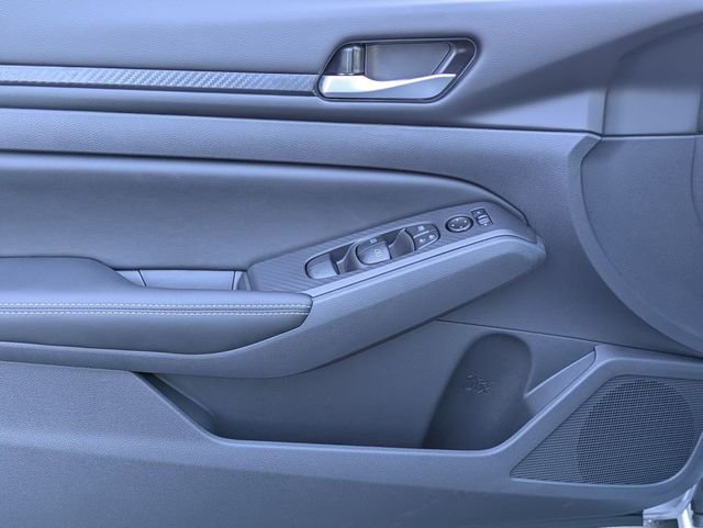 New 2025 Brilliant Silver Metallic Nissan SV image 18
