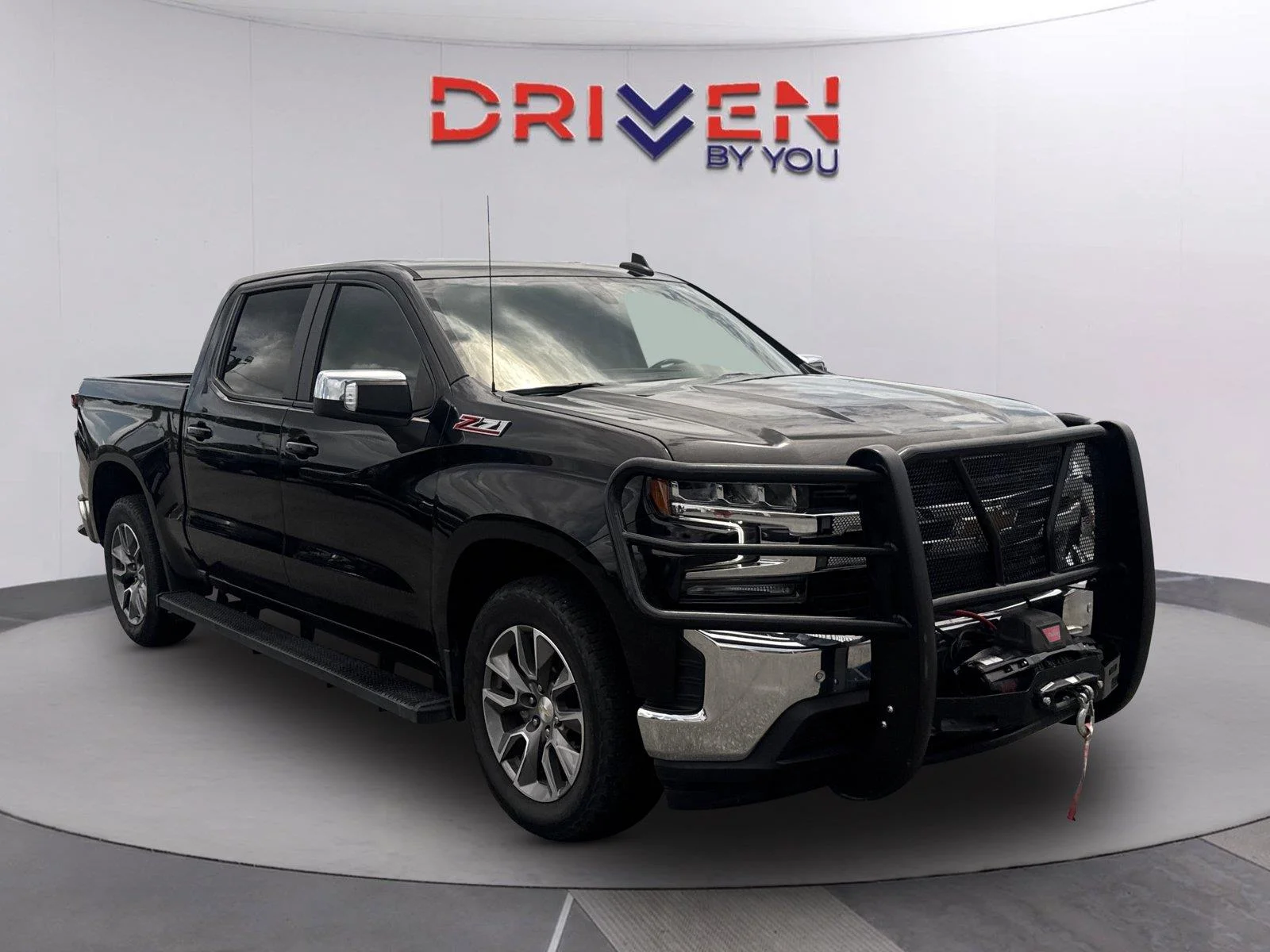 Used 2021 BLACK Chevrolet LT image 1