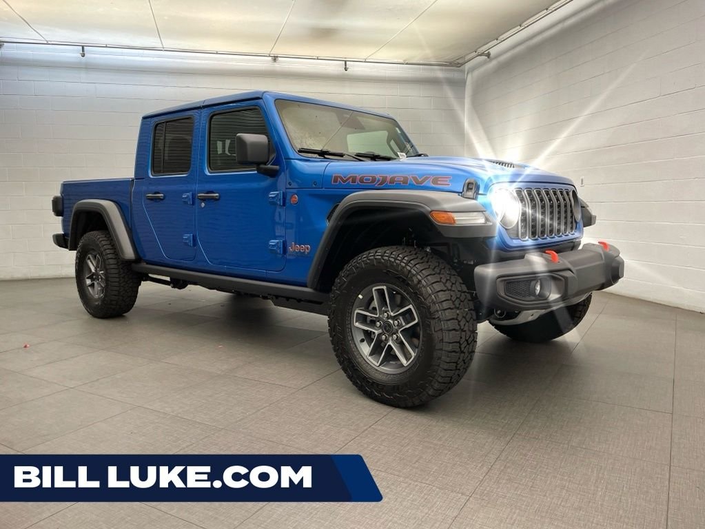 New 2026 Hydro Blue Pearl-Coat Exterior Paint Jeep Mojave image 1