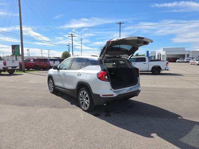 Used 2019 QUICKSILVER METALLIC GMC SLT image 9