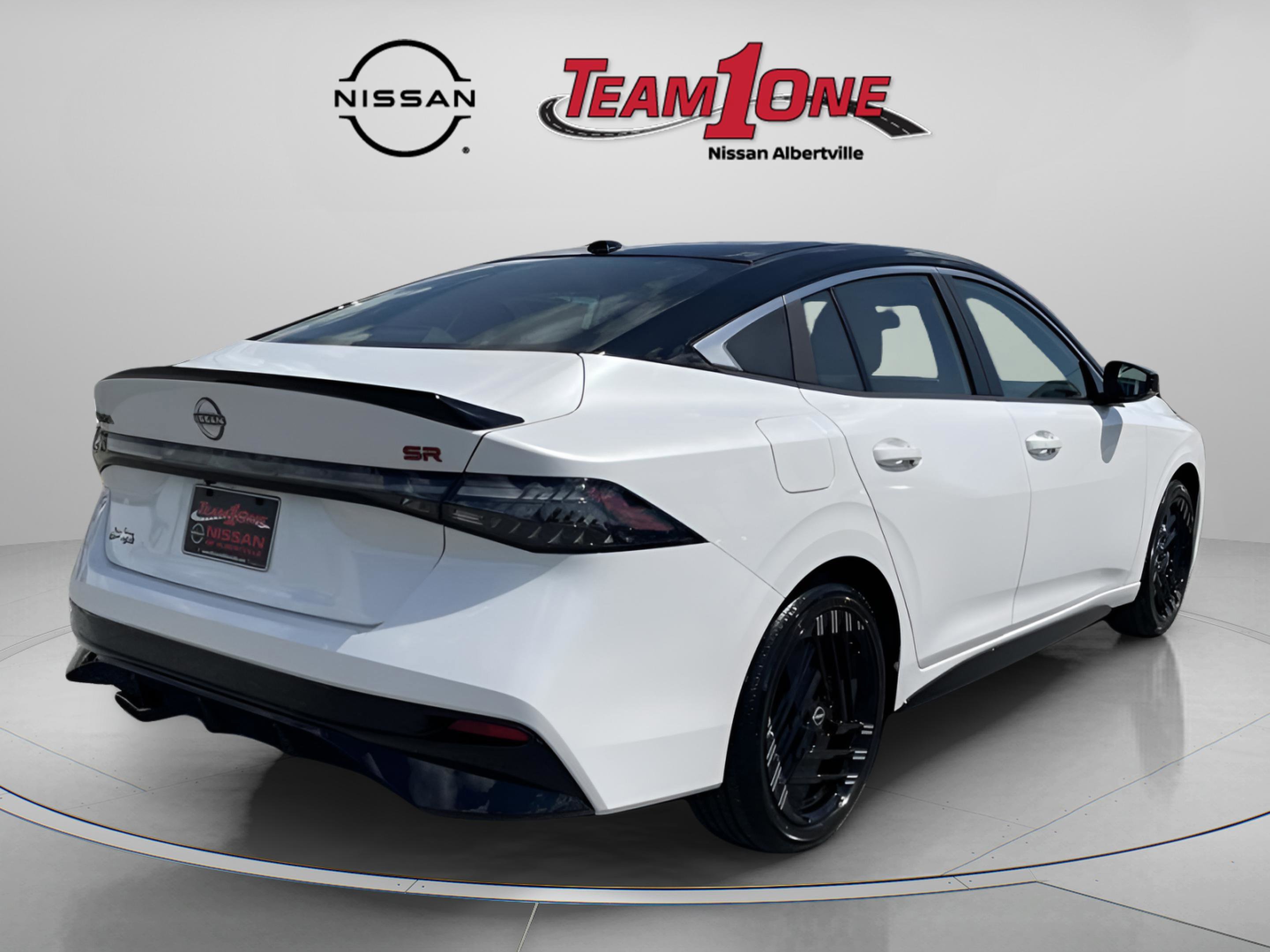New 2026 Aspen White TriCoat / Super Black Two-tone Nissan SR image 7