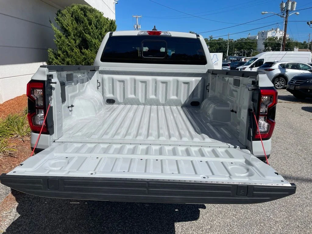 New 2026 AVALANCHE Ford XLT image 16