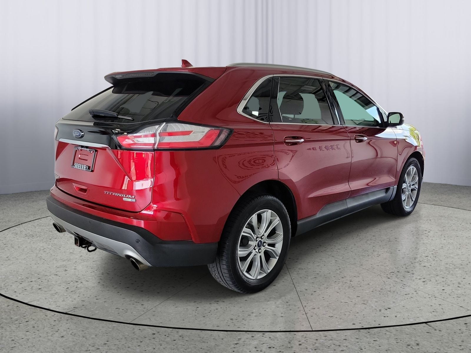Used 2019 Red Ford Titanium image 2