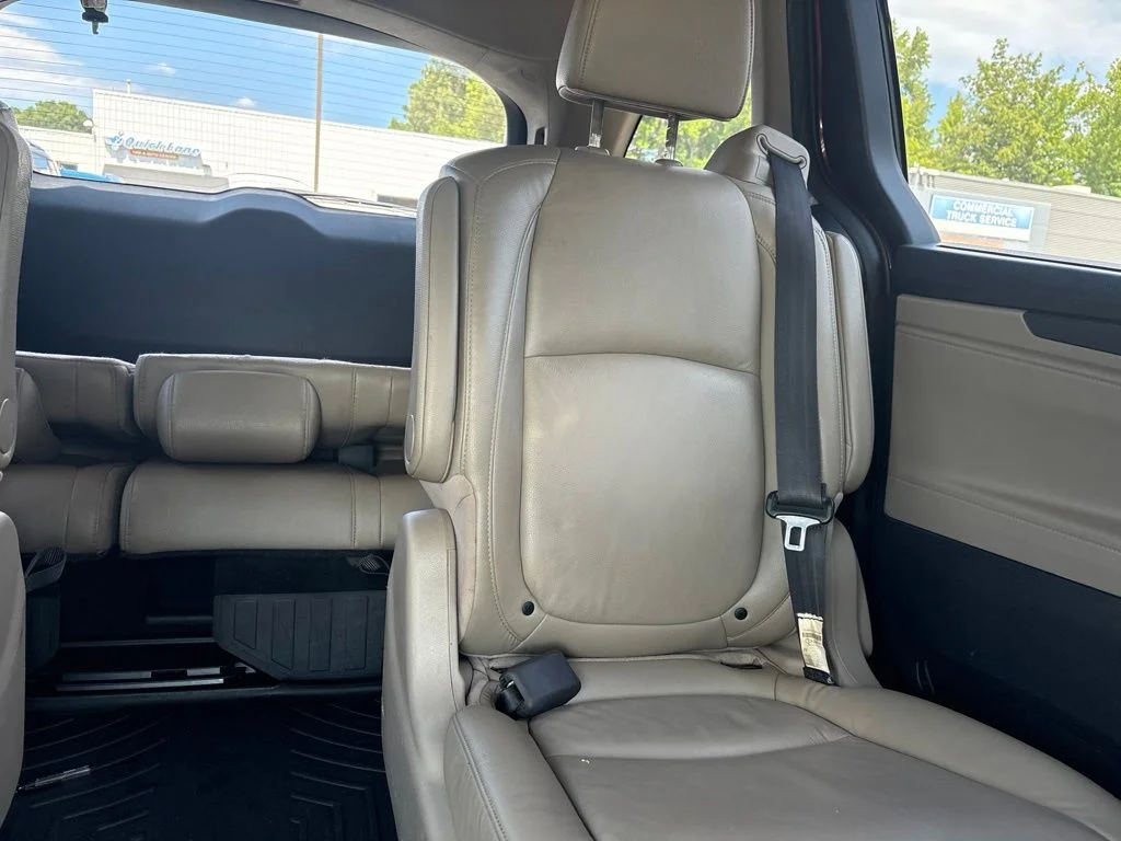 Certified Used 2019 Deep Scarlet Pearl Honda EX-L image 13