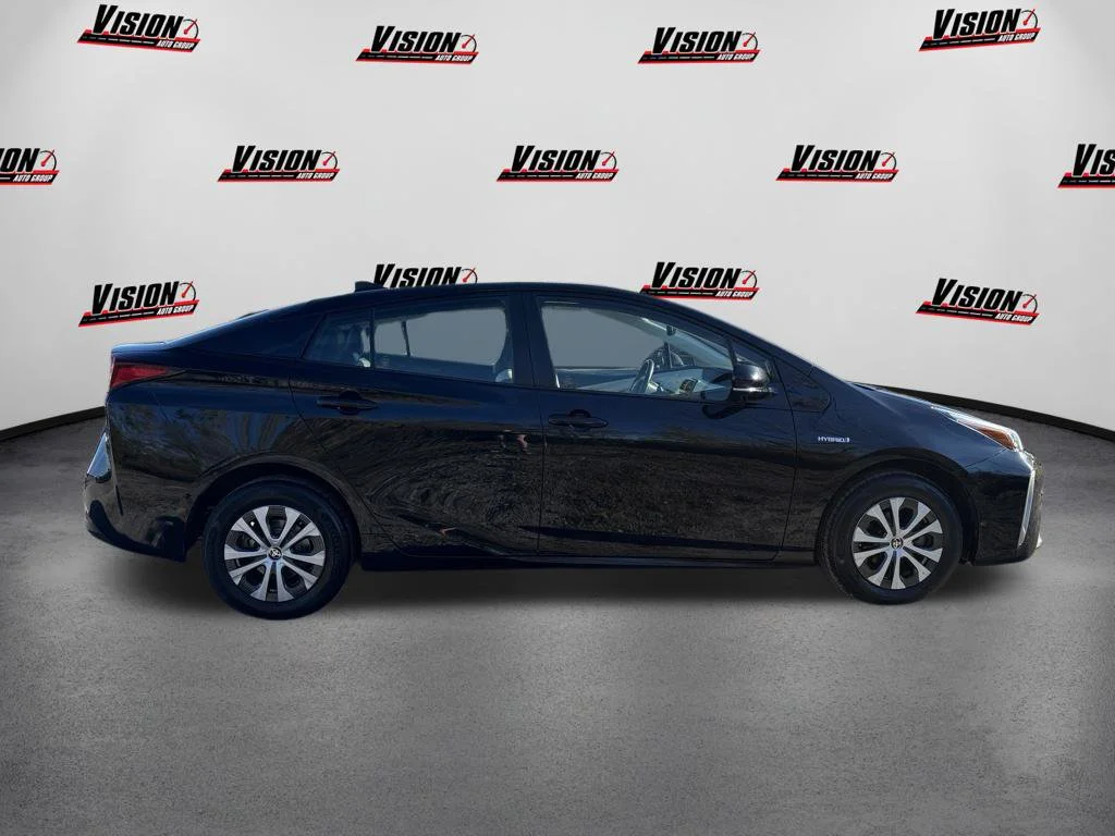 Used 2019 Black Toyota XLE AWD-e image 4