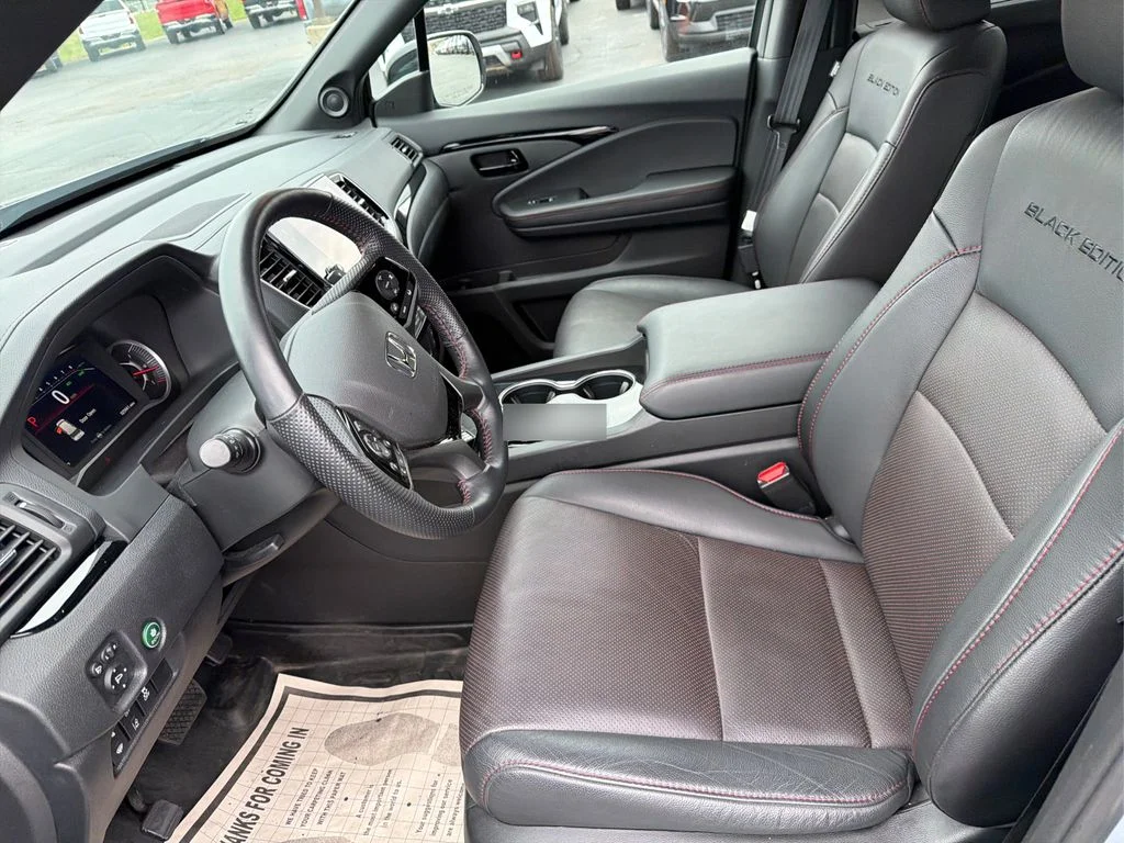 Used 2024 Gray Honda Black Edition image 20