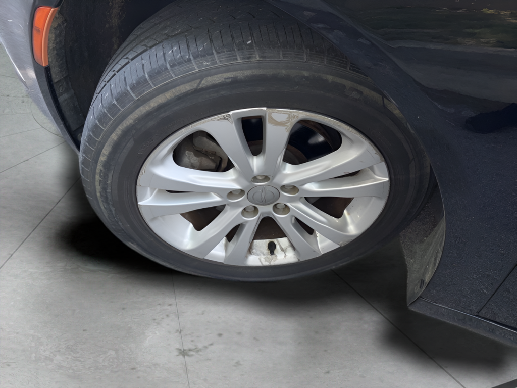 Used 2017 Black Chrysler Limited image 37