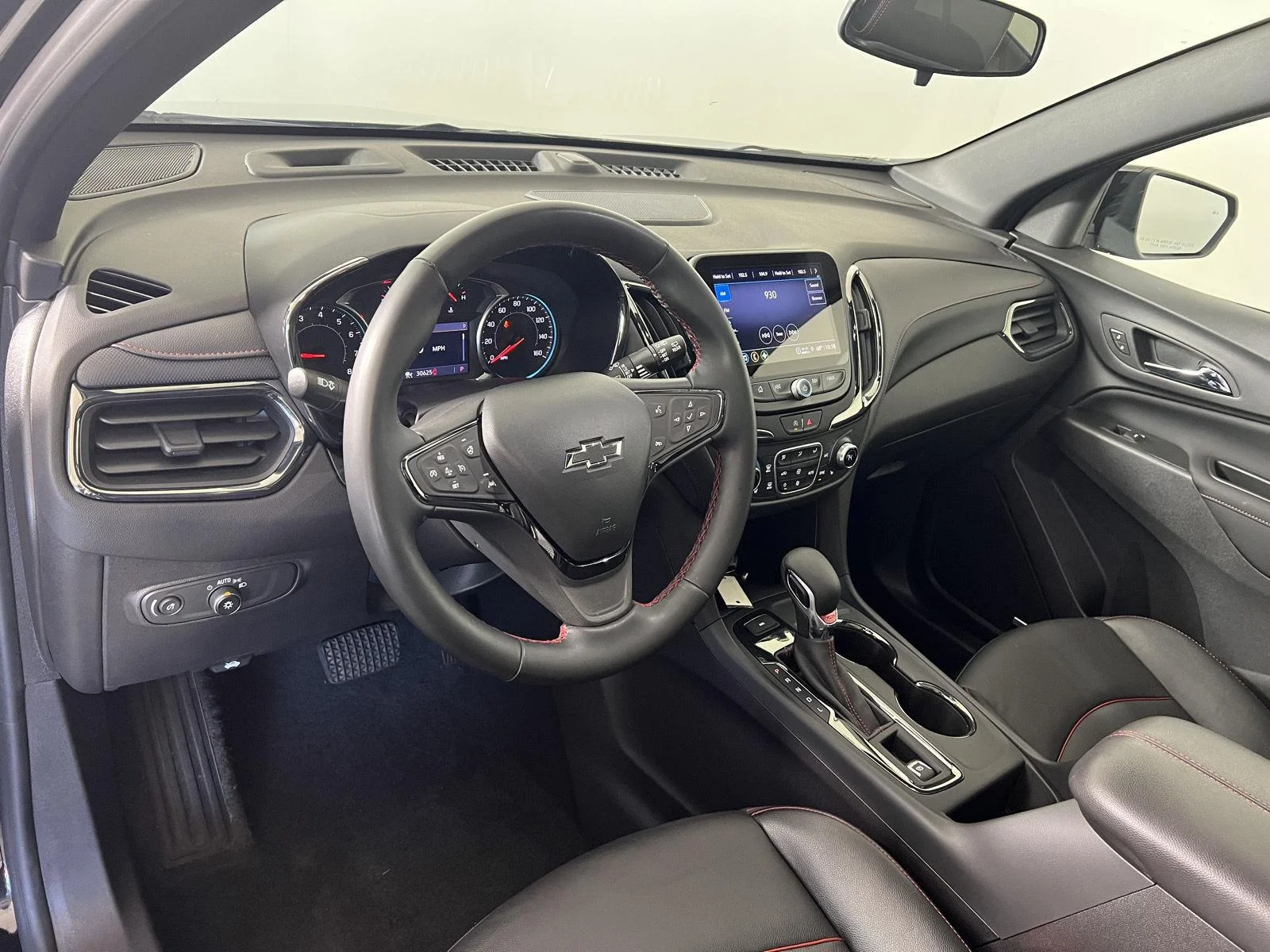 Used 2024 Mosaic Black Metallic Chevrolet RS image 4