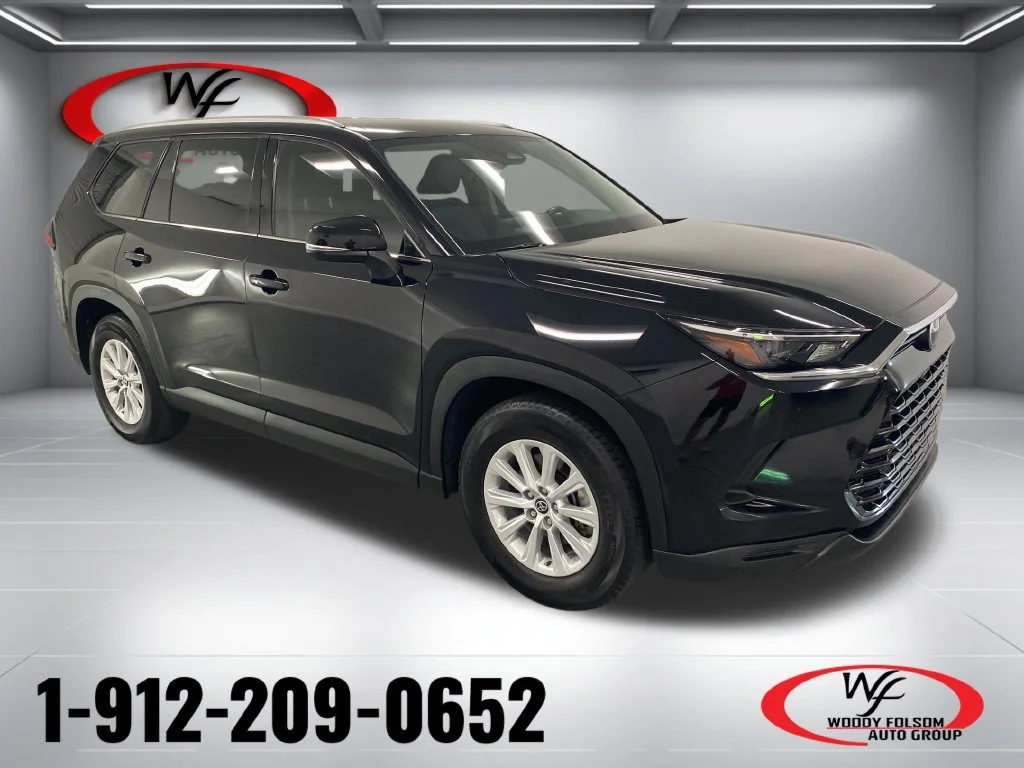Used 2024 Midnight Black Me Toyota XLE image 1