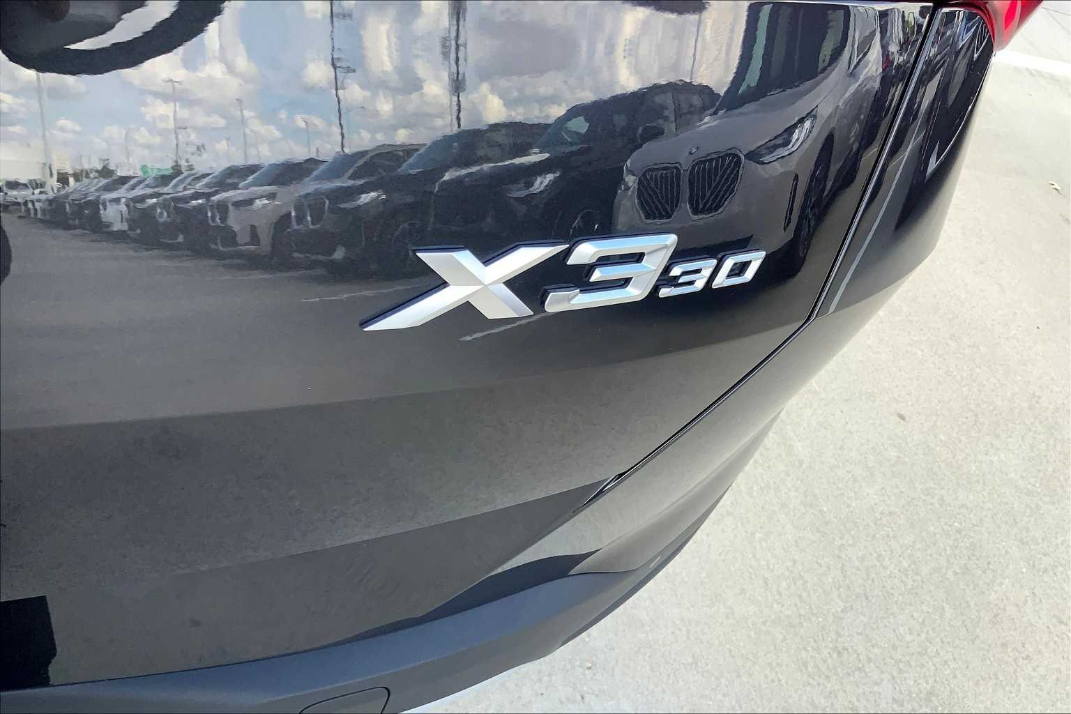 Used 2026 Dark Graphite Metallic BMW 30 xDrive image 15