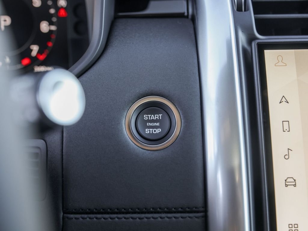 2025 Land Rover Discovery S - Photo 25