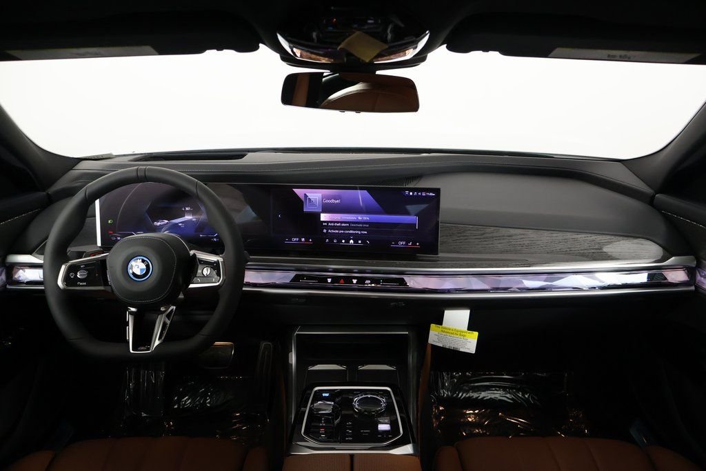 New 2026 Mineral White Metallic BMW eDrive50 image 4