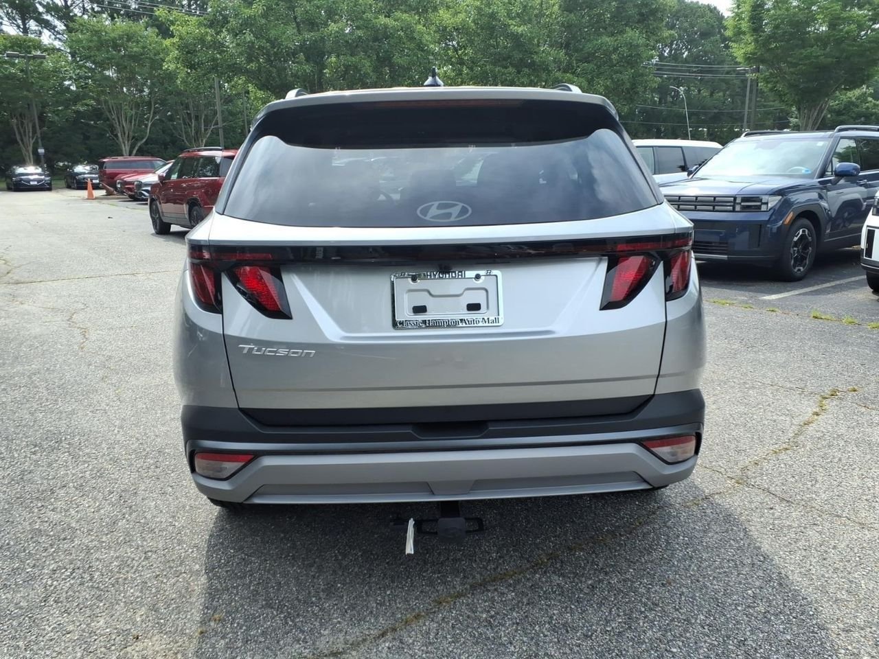 New 2026 Shimmering Silver Hyundai SEL Plus FWD image 7