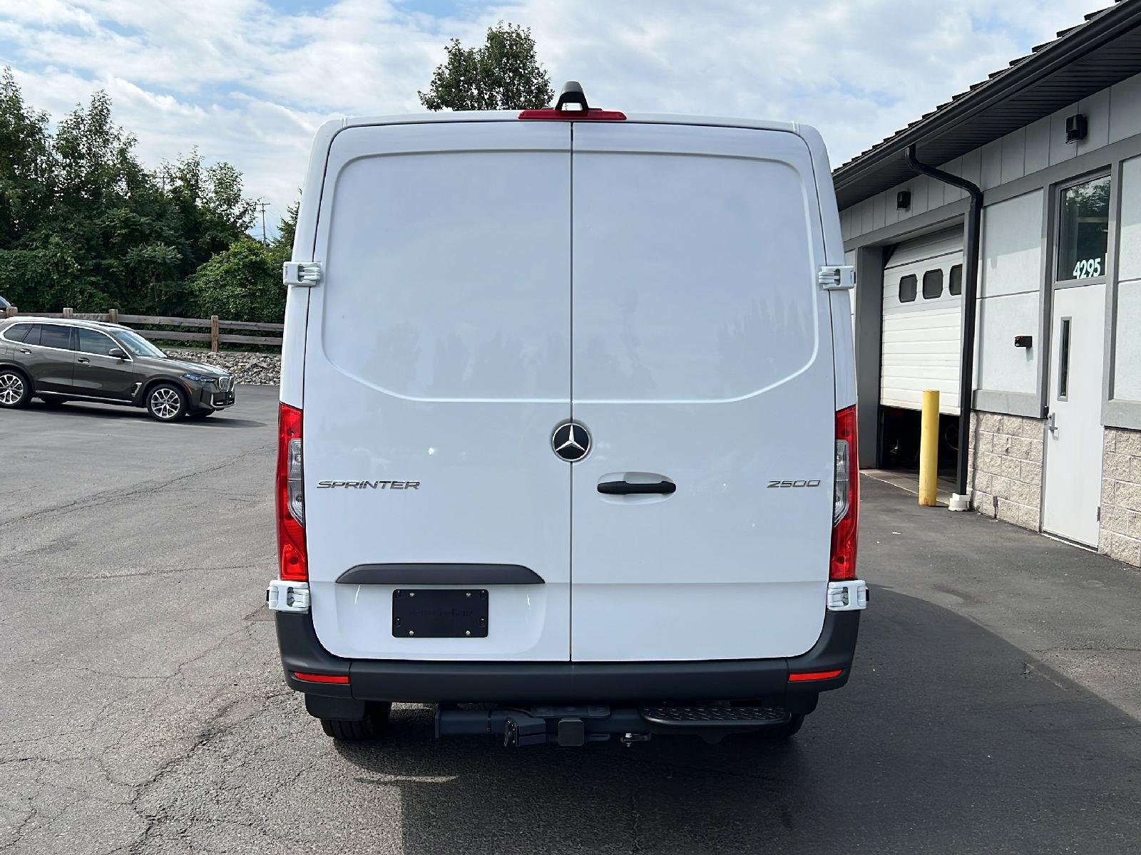 New 2026 Arctic+White Mercedes-Benz Cargo Van 144” Standard Roof 4cyl SO image 6