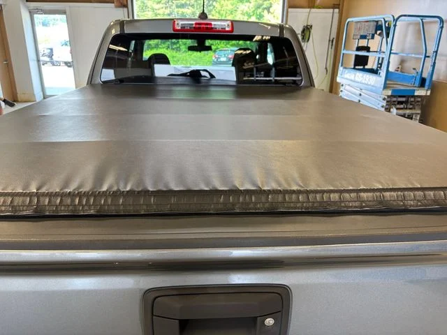 Used 2022 Gray GMC Elevation Standard image 24