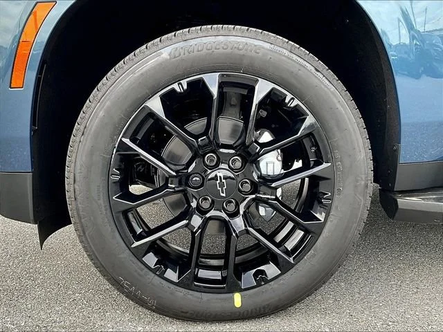 2026 Chevrolet Suburban Premier - Photo 7