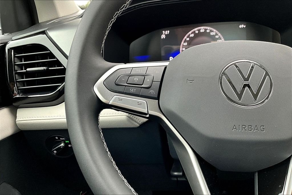 New 2026 Black Volkswagen 1.5T S image 10