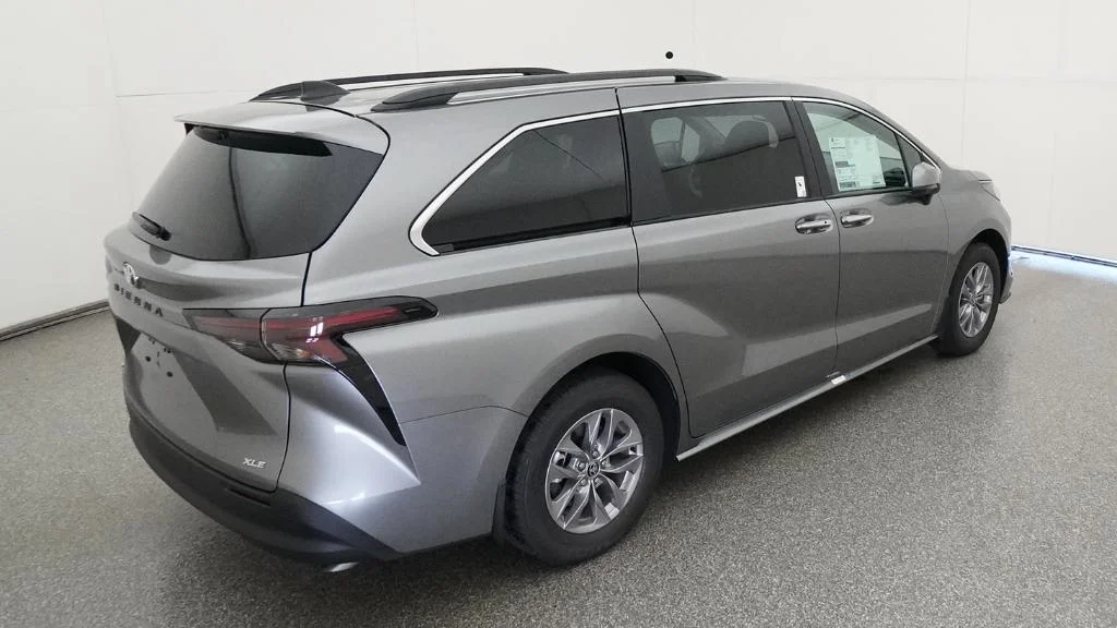 New 2026 Heavy Metal Toyota XLE image 11