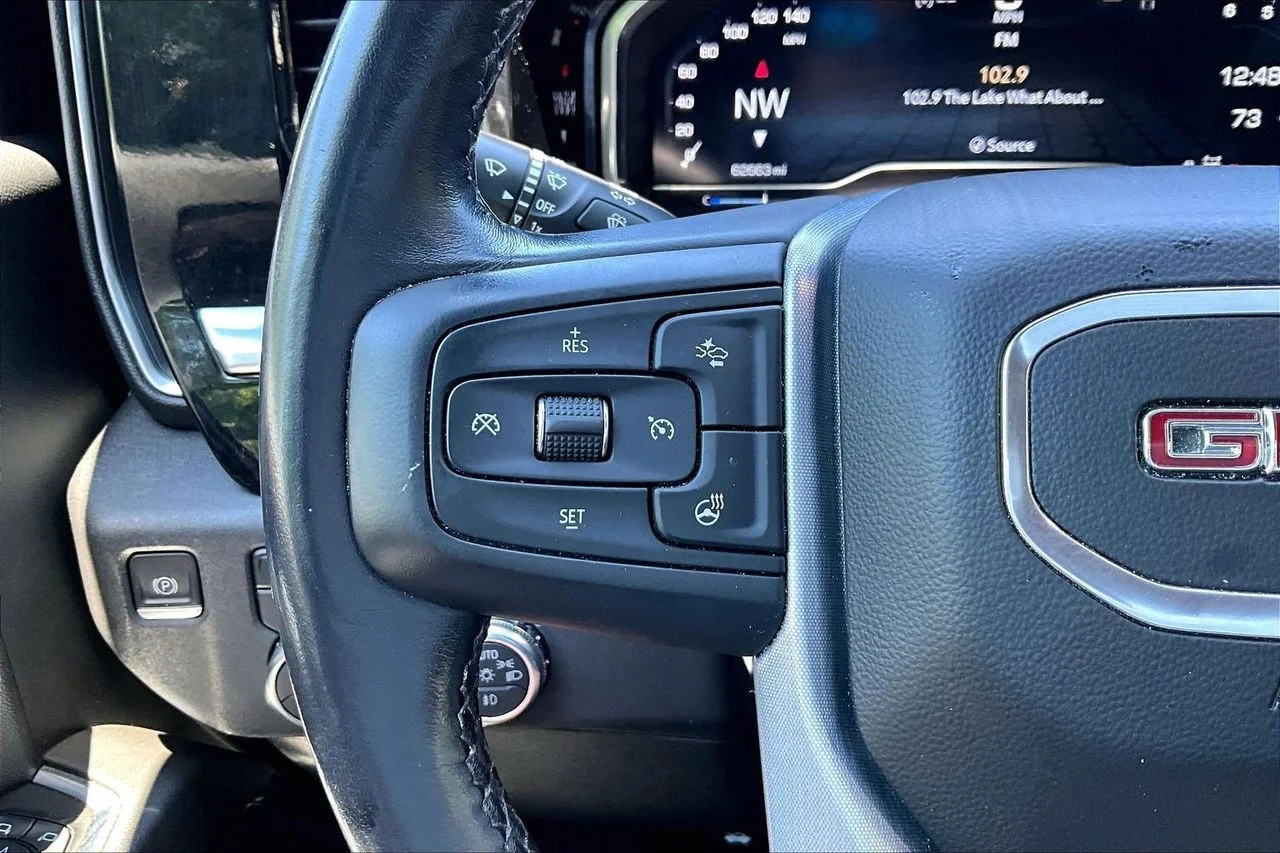 Used 2022 Red GMC Elevation image 28