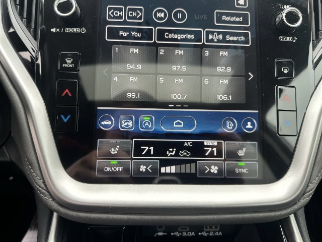 Used 2024 Silver Subaru Onyx Edition image 26