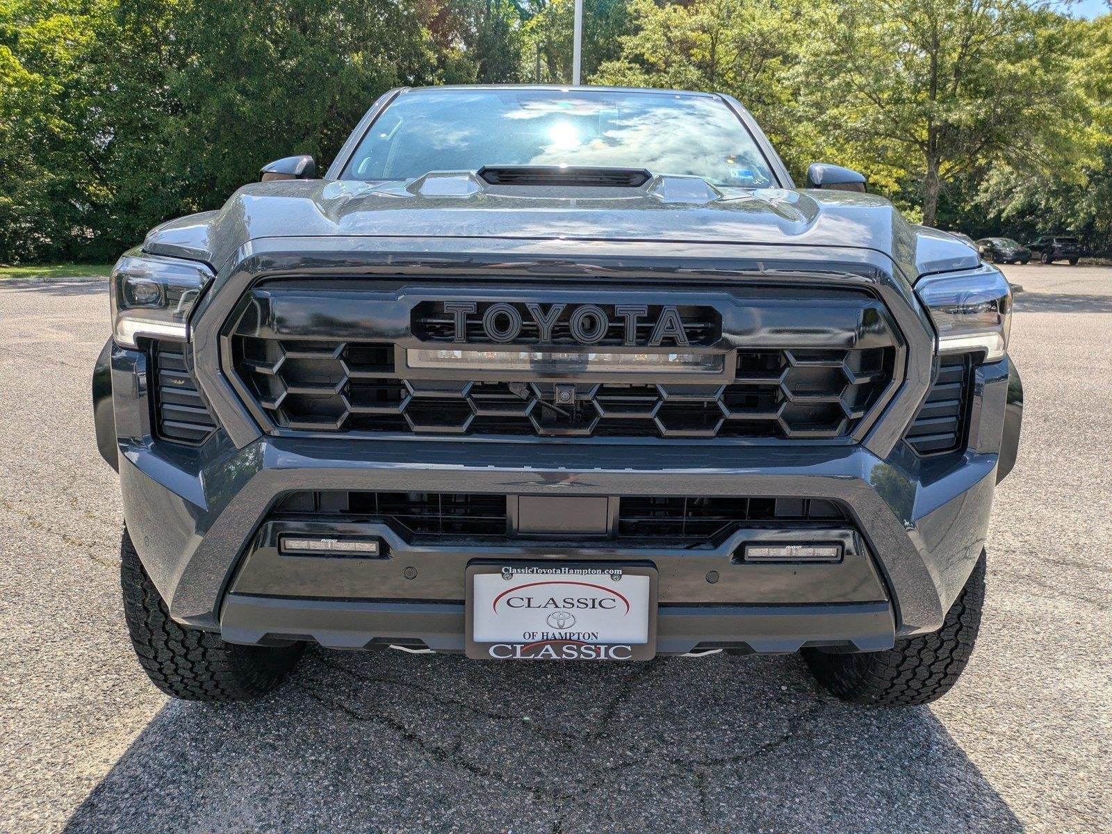 2026 Toyota Tacoma TRD Pro - Photo 9