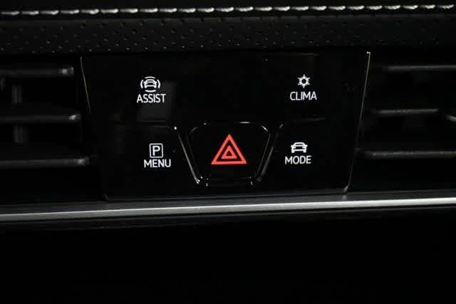 New 2026 Deep Black Pearl Volkswagen 2.0T SE w/Technology image 27