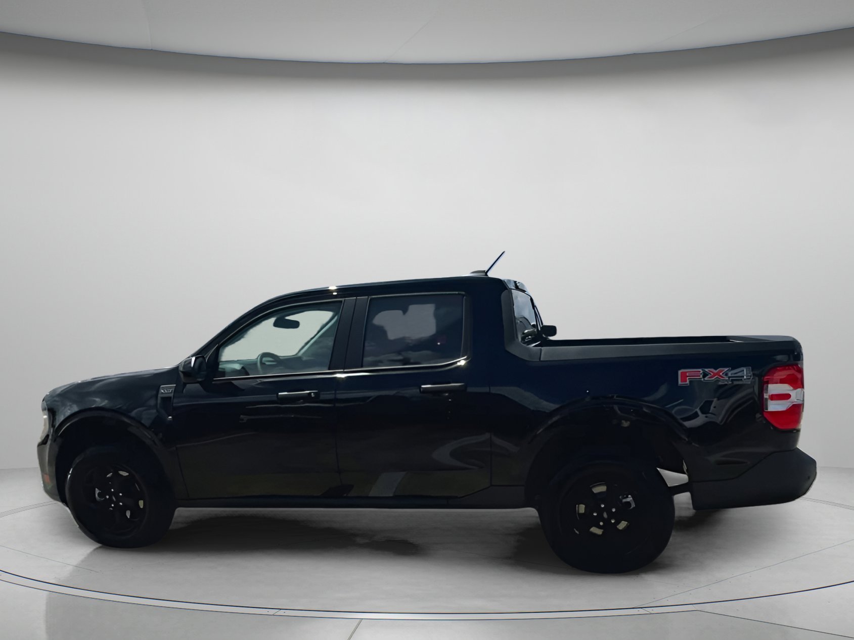2025 Ford Maverick XLT - Photo 17