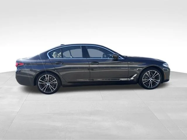 Used 2023 Gray BMW 530e iPerformance image 7