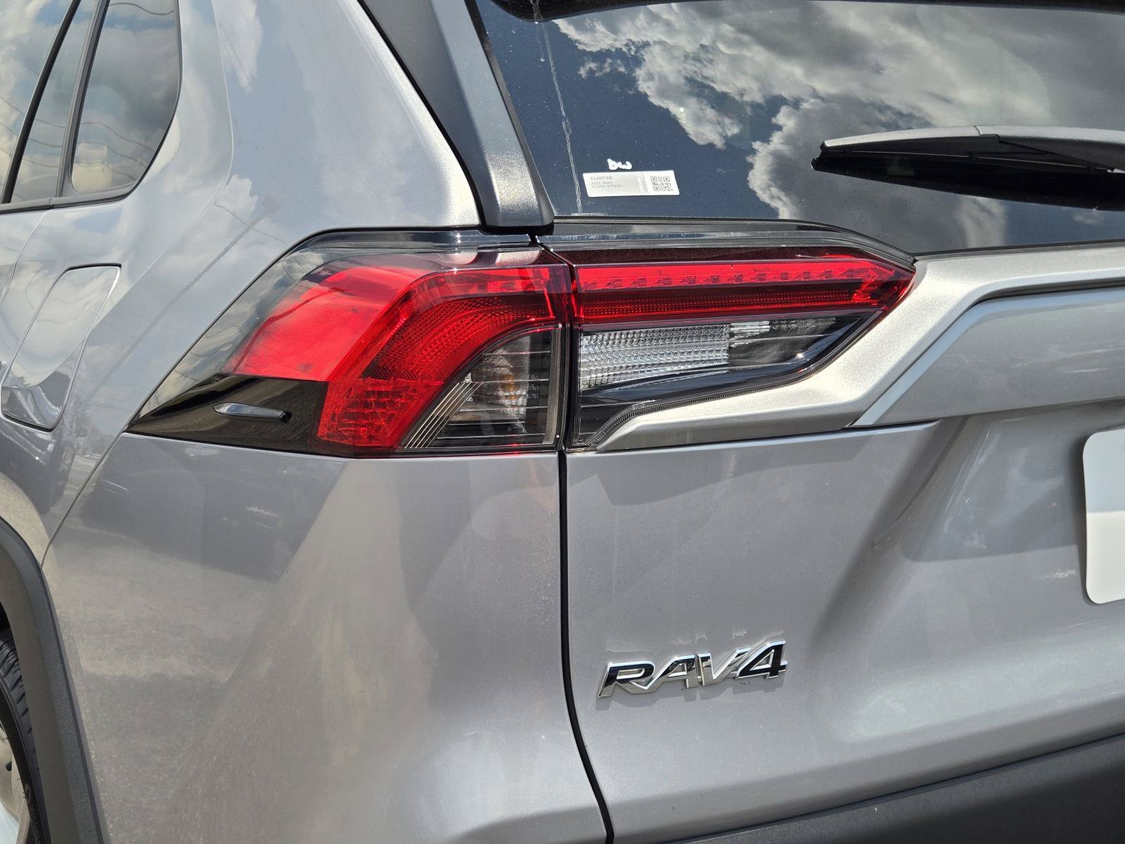 2023 Toyota RAV4 XLE Premium - Photo 9