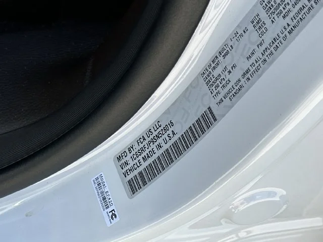 Used 2025 White Ram Laramie image 40