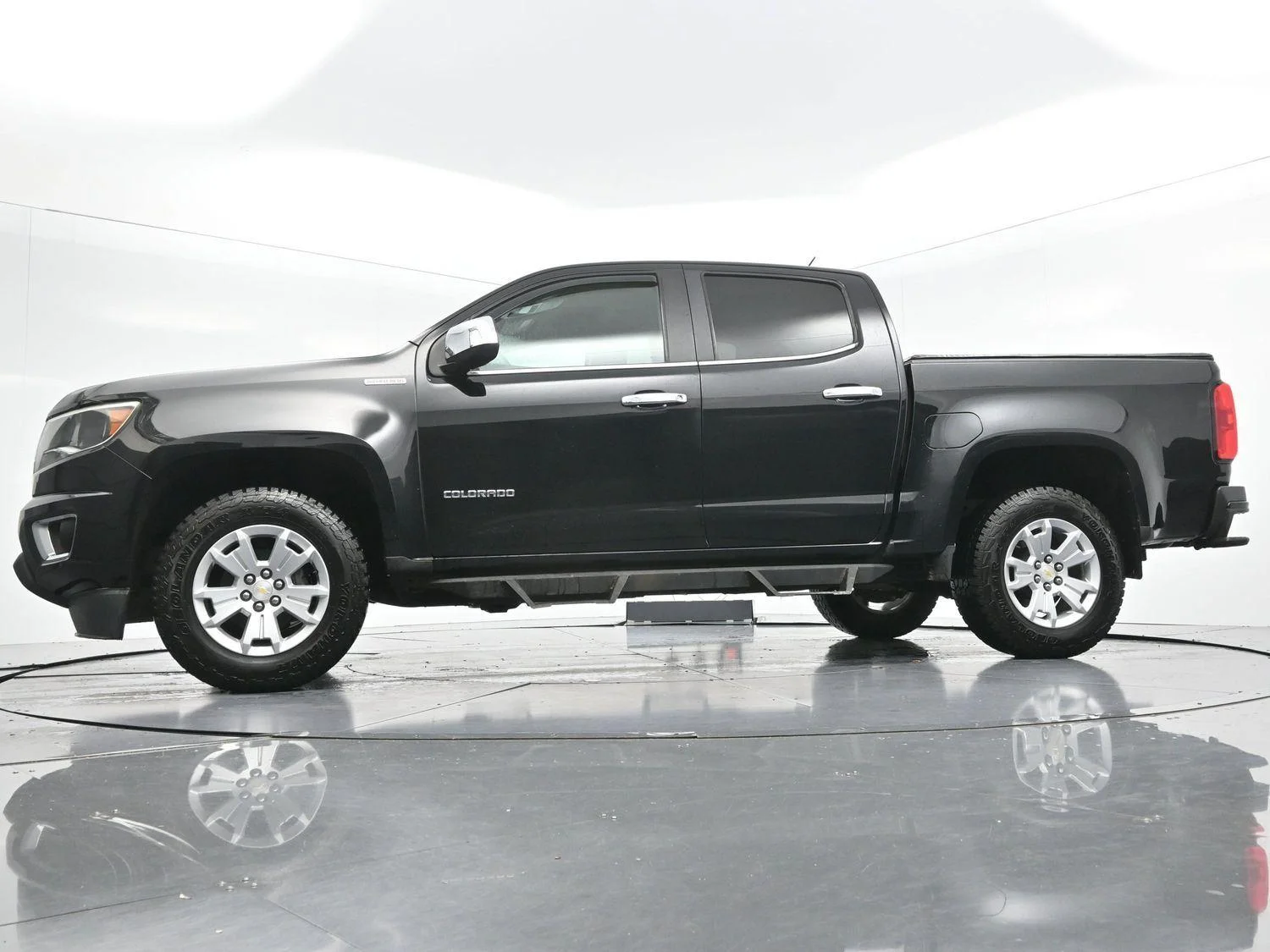 Used 2016 Black Chevrolet 2WD LT image 44